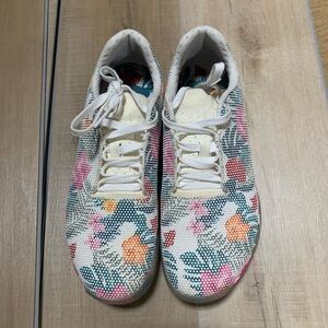 Colorful Floral Men's Athletic Shoes NoBull